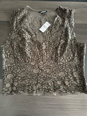 Express Women's Lace V-Neck Sleeveless Top
